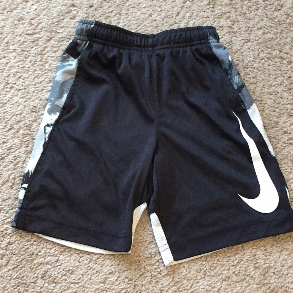 Donated: Nike Boys' Basketball Shorts